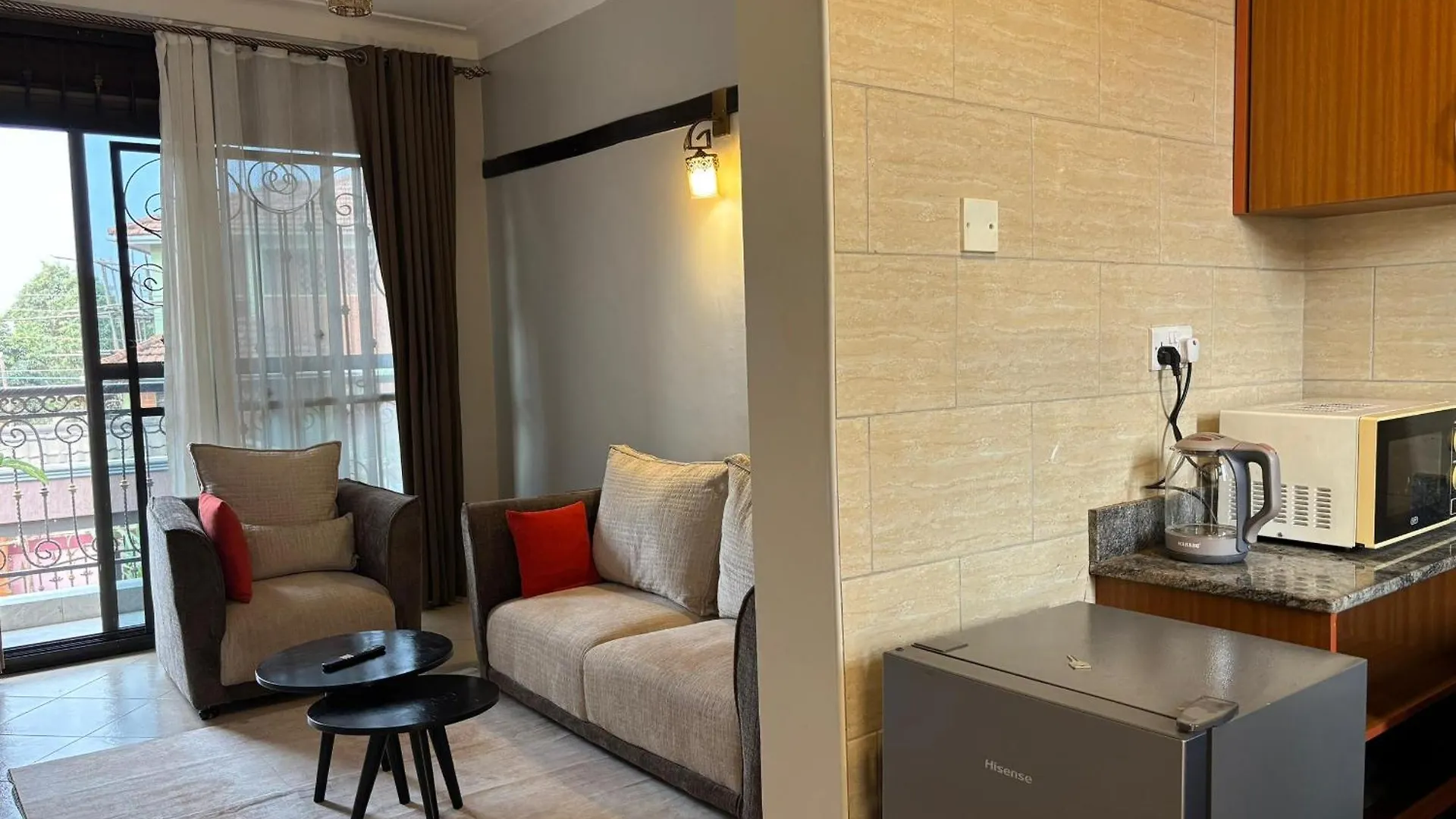 דירה Quiet One Bedroom In Kampala- Ideal For Work & Holidays